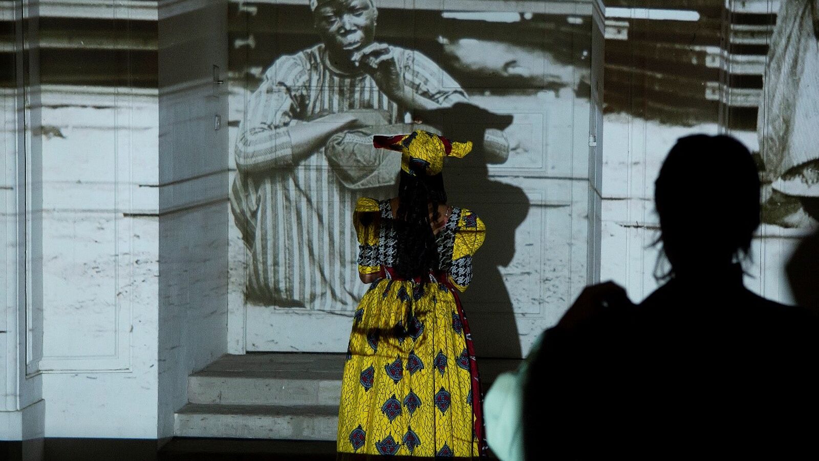 Picture of performance by Vitjtua Ndjiharine